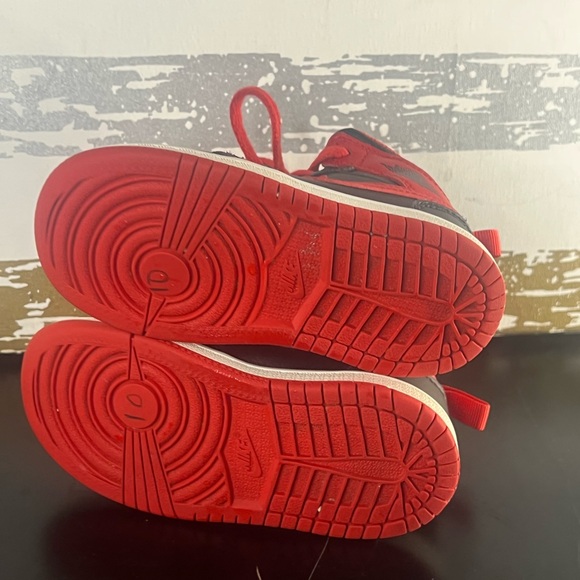 Jordan 1 mid “Bred”. - Picture 6 of 7